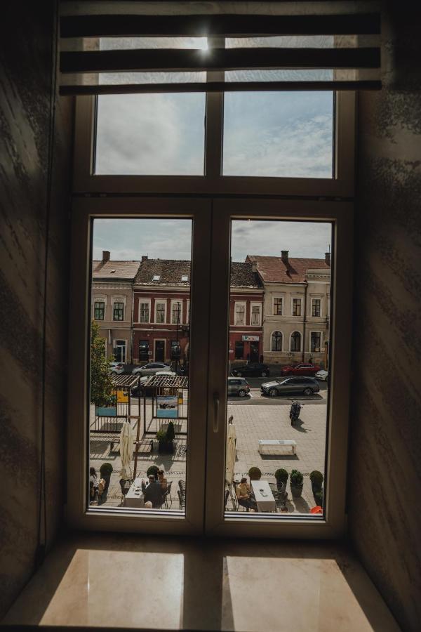The Downtown Nest Apartamento Cluj-Napoca Exterior foto